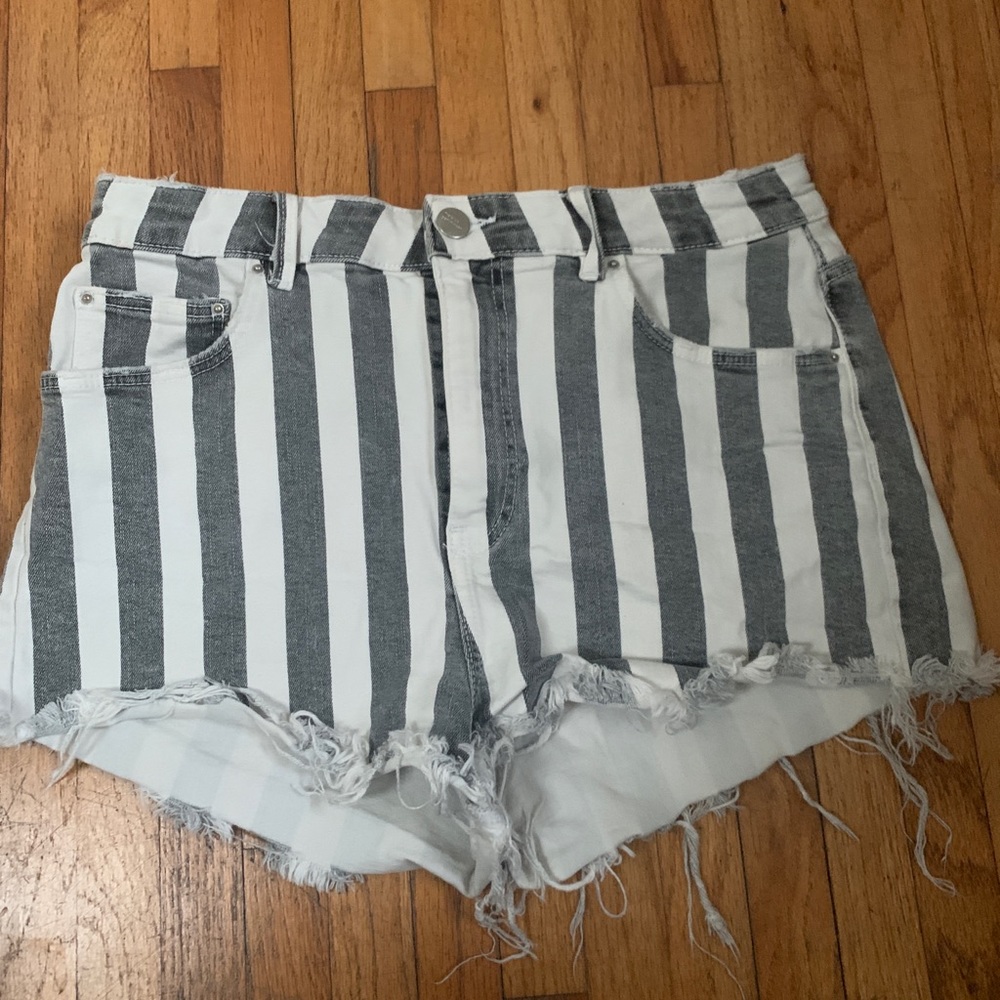 High waisted striped shorts